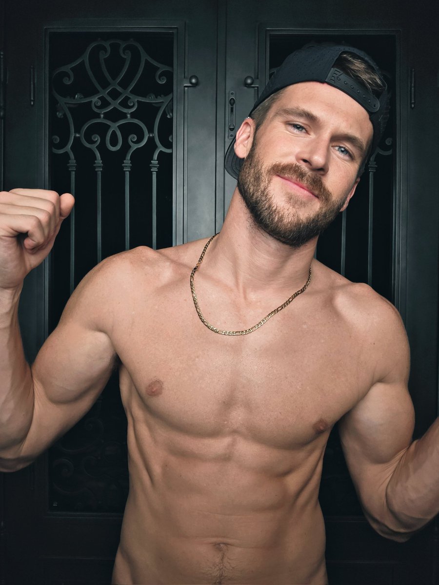 daytonricks_'s tweet photo. Everyone has a strong, confident, magnetic version of themselves. Find yours. Dial in. 🤙🏼✨️🥹💪🏼🧠

#diet #fitness #therapy #groom #repeat https://t.co/SbcjyDkoQo