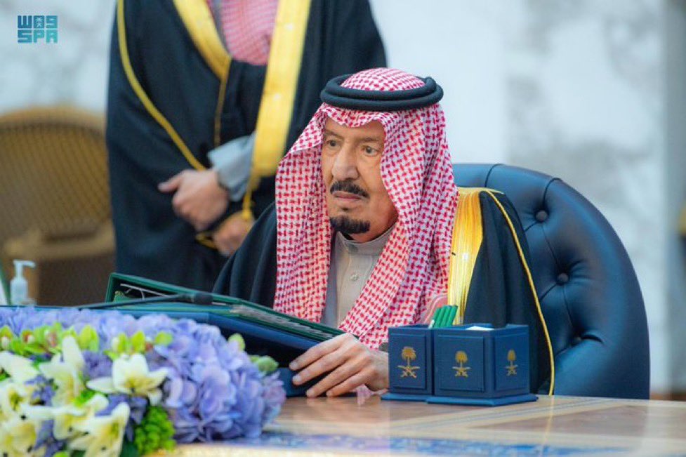 fayez_malki's tweet photo. الله يجعل ايامك سنين
ويطووووول بعمرك ويعطيك الصحة والعافية يا #خادم_الحرمين_الشريفين 
صورته سعااااادة وصمام امان للعرب والامة الاسلامية https://t.co/bBZ18zk12J
