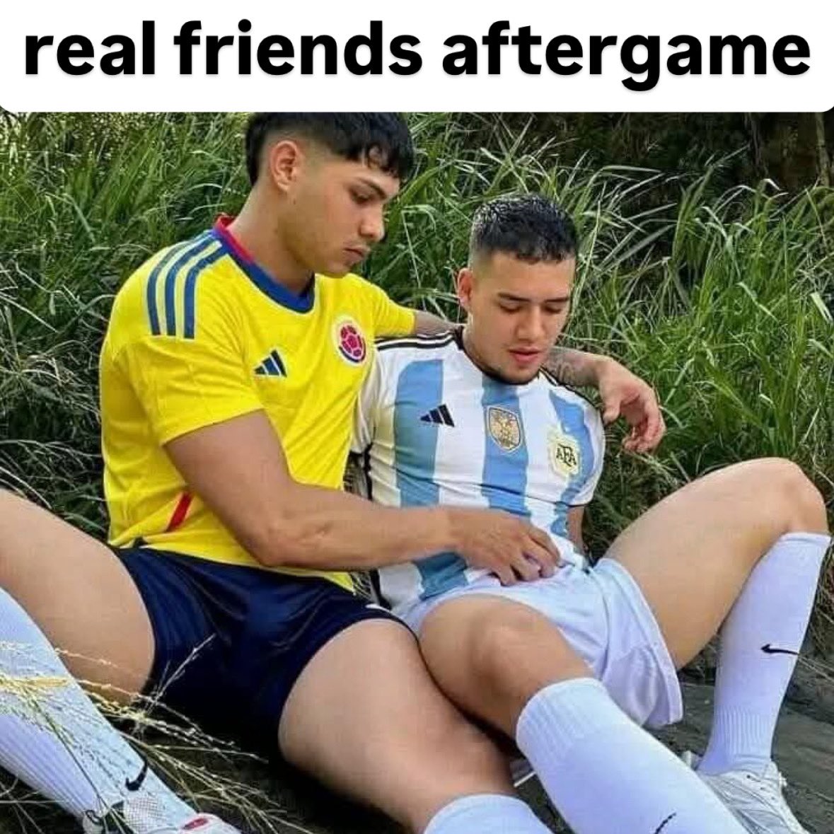 no context gay 🏳️‍🌈 (@nocontextgayy) on Twitter photo 