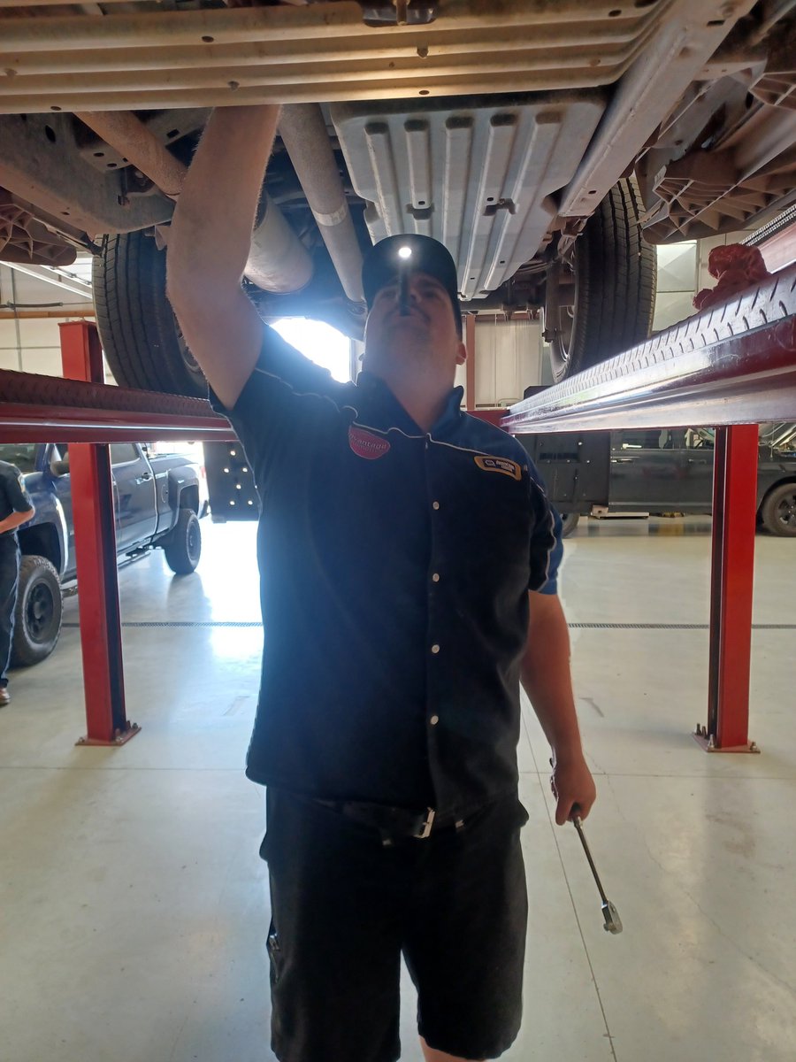 AdvantageAutom3's tweet image. Why Your Car Struggles in Cold Weather (And How to Prevent Winter Breakdowns)

Winter in Albuquerque may not........
blogger.com/blog/post/edit…