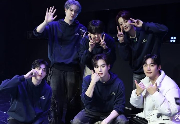 junseoink's tweet image. 2025 was Kim Junseo's year. 
He faced, overcame, and achieved many things in his life, he grew in many aspects, it wasn't an easy year for him, but he showed us once again that anything is possible when you put in effort and dedication, learn to resist, and have courage &amp;amp; bravery