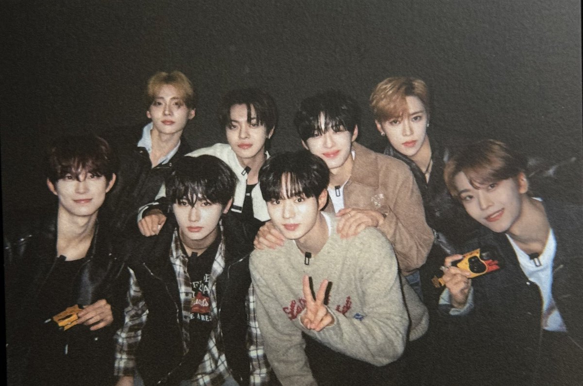 junseoink's tweet image. 2025 was Kim Junseo's year. 
He faced, overcame, and achieved many things in his life, he grew in many aspects, it wasn't an easy year for him, but he showed us once again that anything is possible when you put in effort and dedication, learn to resist, and have courage &amp;amp; bravery