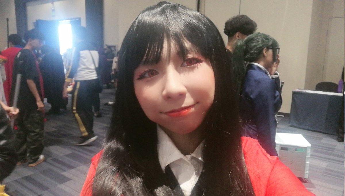 I just realized that I never posted any cosmatsu updates here LMAOOOO here's what I look like btw (⁠＾⁠∇⁠＾⁠)⁠ﾉ♡