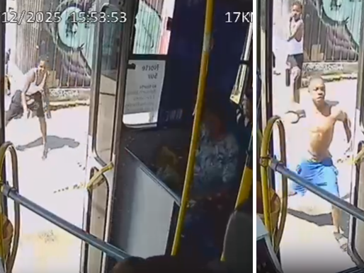 MiVozChile's tweet image. Antofagasta: Registran violento ataque a buses del transporte público en el sector norte 👇 elnortero.cl/noticia/socied…