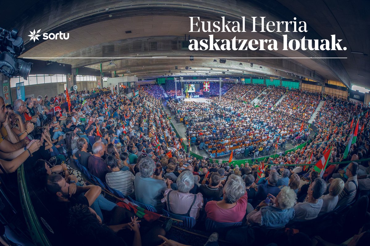 sortuEH's tweet image. Borroka urte oparoak jarraipena izan dezala. Garaipenerantz dabilen herriari goroldiorik ez!

Atzo, gaur eta beti; Euskal Herria askatzera lotuak✨