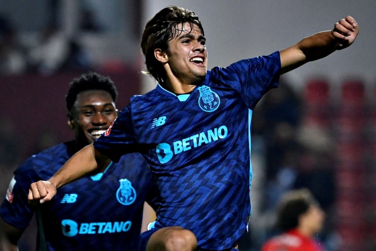 RicardetRamiro's tweet photo. #Mora:

La información de @DSports acerca de que el #AtleticoMadrid ofrecerá 70M por el jugador portugués es falsa. El club madrileño no hará una inversión de esta categoría en el mercado de invierno por un jugador que no necesita. Las prioridades son un LI y un ED. https://t.co/E1ZgUgEgWr