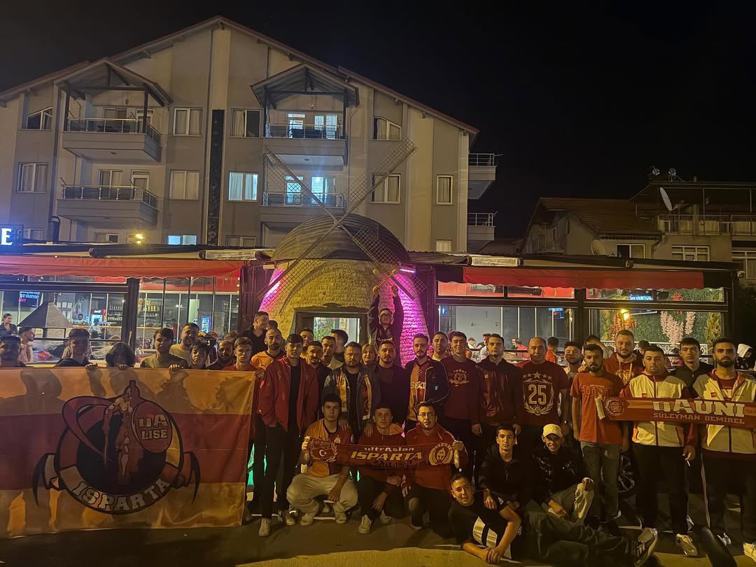 uAIsparta's tweet photo. ISPARTA AŞIK SANA CİMBOMBOM ANLASANA !

#uAIsparta #uAYurtiçi2025 https://t.co/VzU21bvxBd