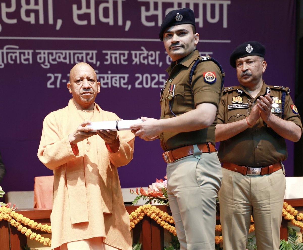 वास्तविक रूप में आपका जन्म ही राष्ट्र सेवा के लिए हुआ है आप एक दिन उत्तर प्रदेश के सबसे बड़े अधिकारी बनेंगे ऐसी प्रभु श्री राम से प्रार्थना है आर्य समाज भारत स्वाभिमान पतंजलि योग पीठ की तरफ से आपको कोट-कोट बधाई  आदरणीय <a href="/Krishan_IPS/">Krishan Bishnoi</a> सर की जय हो