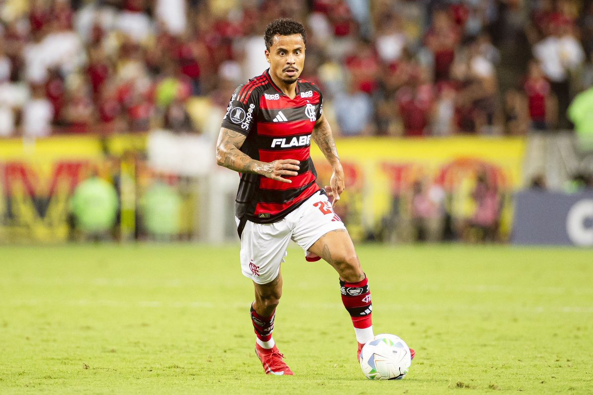futebol_info's tweet image. São Paulo está muito empolgado com a possibilidade de contratar Allan, do Flamengo.

O Tricolor tem confiança de que o volante vai recuperar a sua boa forma.

Internamente, a avaliação é unânime. Todos entendem que trata-se de um grande jogador, além de um líder para o elenco.

O…