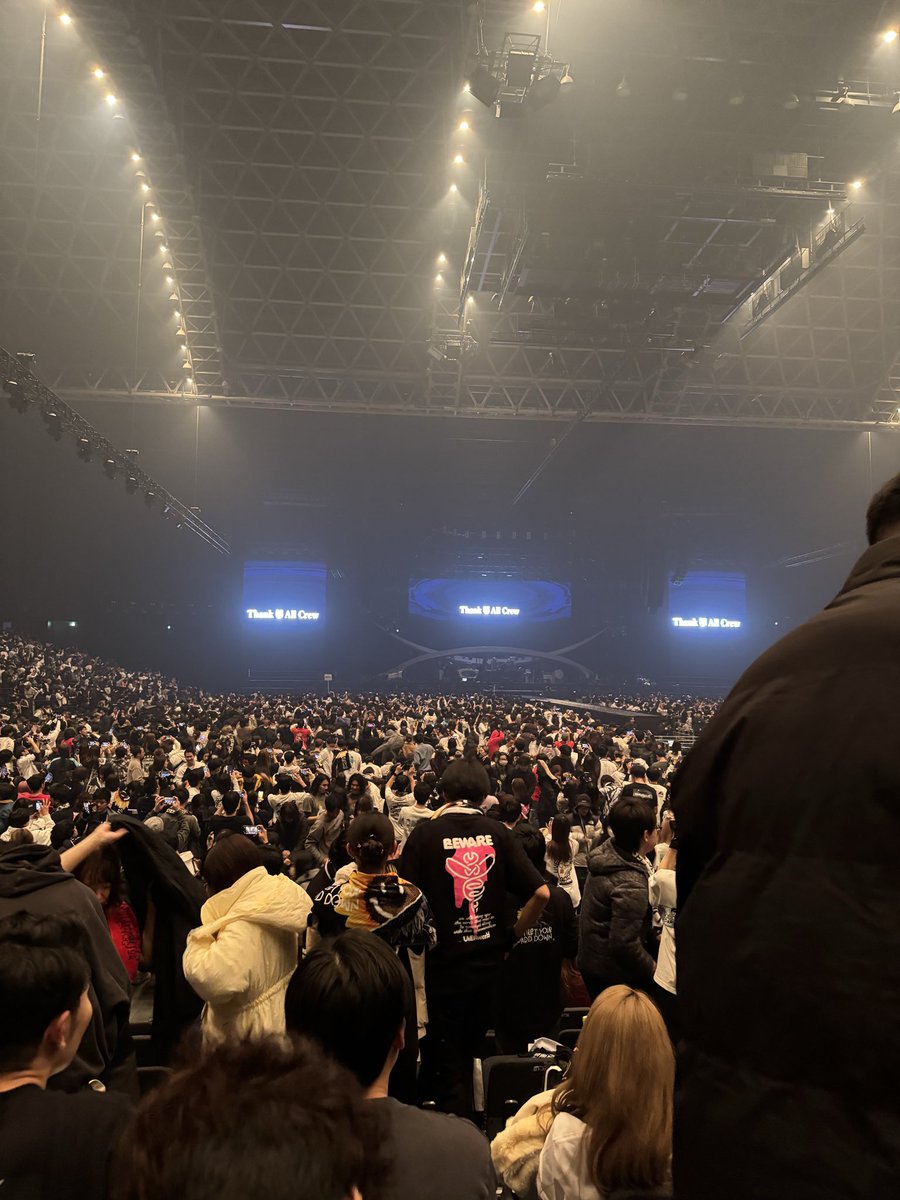 今年マリメ行かなかったけど...なんかタクヤが喉悪くしてたみたいやね。 去年↓↓↓
#UVERworld #福岡