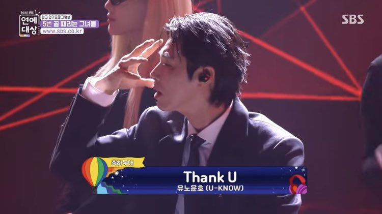 Risamari_pf's tweet image. #SBS가요대전
ユノヤーー💖💖💖
本当にカッコよかったー👏👏👏👏👏

#ThankU 客席へ降りて会場一体となって盛り上げたパフォーマンス、最高😭

ユンホ、強烈なパフォーマンスで完成した祝賀舞台&amp;lt;Thank U×Stretch&amp;gt;♬
▶️youtu.be/4tud2ZWWc_Q?si…

#유노윤호
#UKNOW #IKNOW
#Stretch
#東方神起 #동방신기