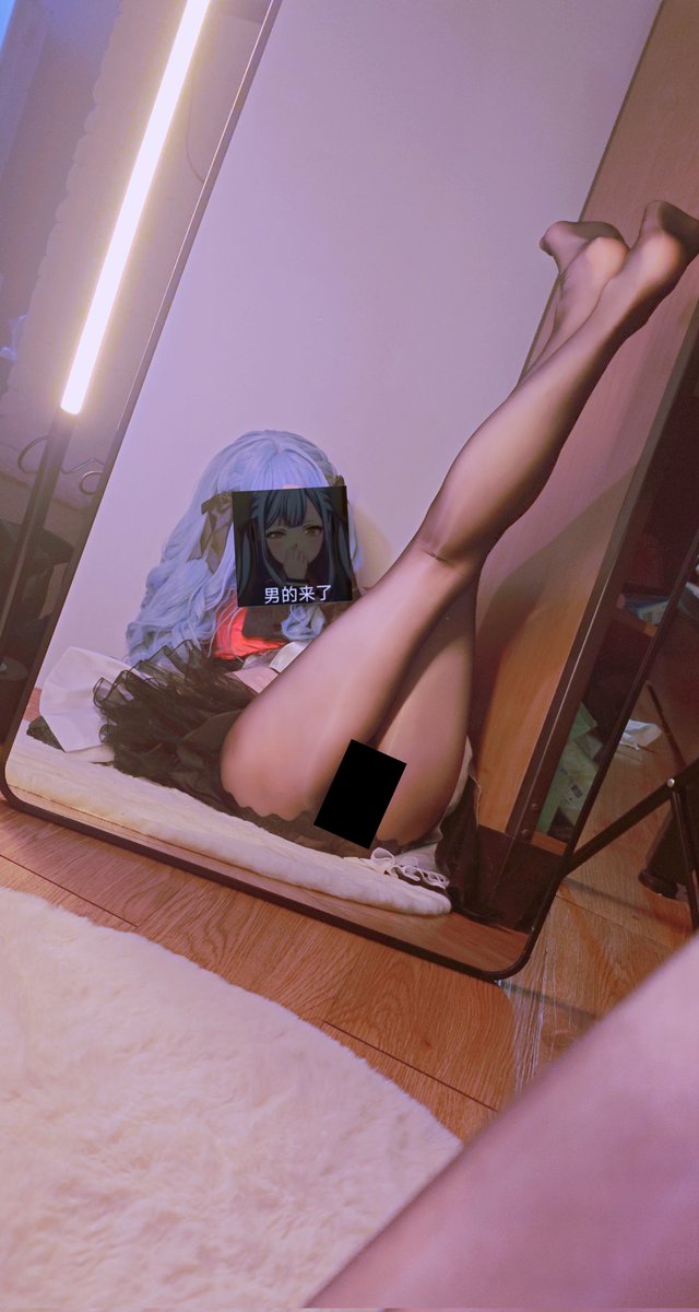 KobatoMB's tweet image. 看哪呢?