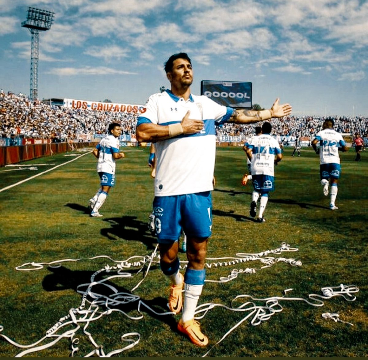 CD. Universidad Católica Photos that go hard tweet media
