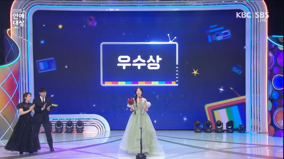 amillionrm's tweet photo. 2025 SBS Entertainment Awards winners 🎉

Most Popular Program Award (Running Man)
Producer Award (Yang Sechan)
Excellence Award (Ji Yeeun)
SBS Face Award Selected by AI (Yoo Jaesuk)
Special Award (Ha Ha)
Best Couple Award (Yoo Jaesuk &amp; Yoo Yeonseok) https://t.co/fSRvL6EWDY