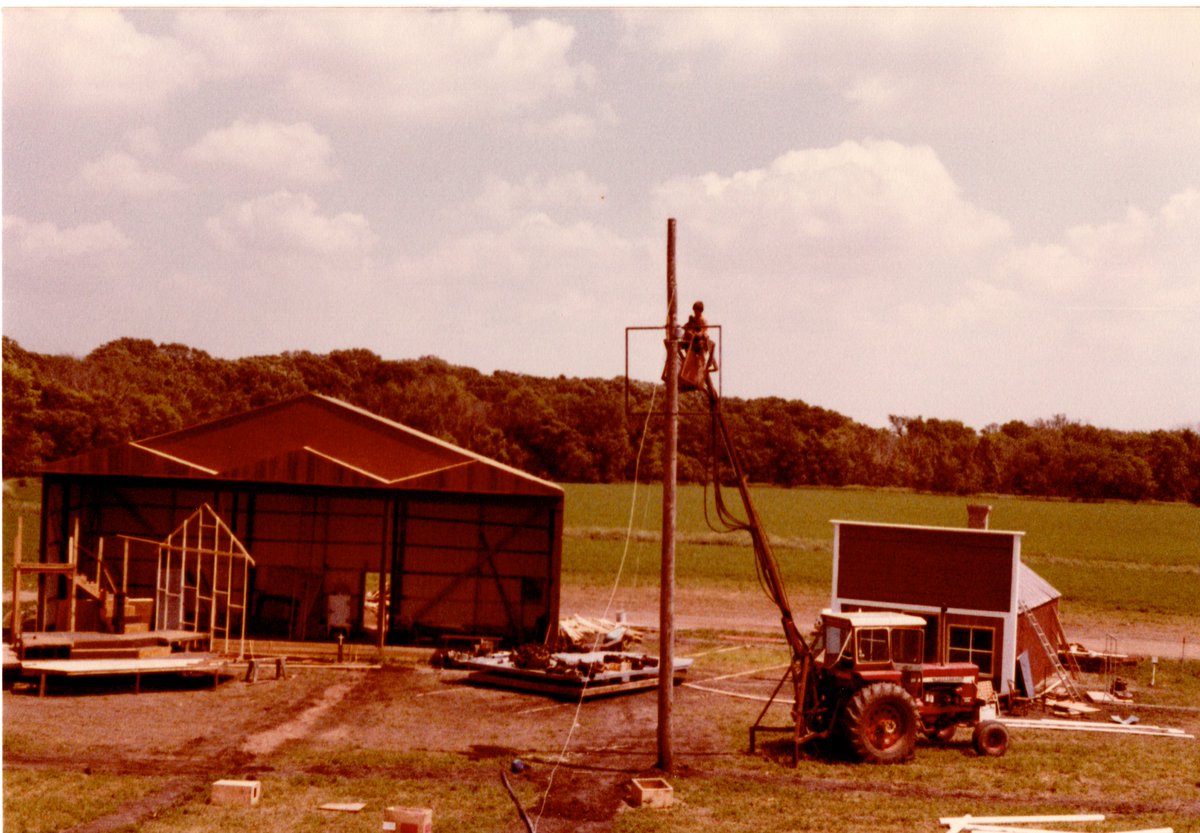 WilderPageant's tweet image. 1979 first outdoor production of "Fragments of a dream". Site is at the Al Farber farm on the Banks of Plum Creek. Bill Richards designed the sets and with the help of many volunteers the Walnut Grove Outdoor Theater was born. Full story on our Facebook page.