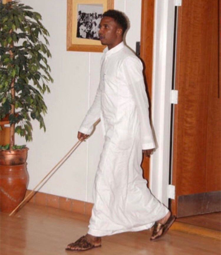 من اللي كان يقول السعودي اماراتي والاماراتي سعودي