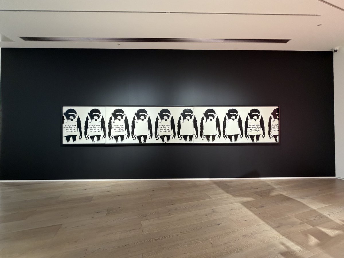 AJAY71's tweet photo. @ianbrown Just seen this @banksy piece in a gallery in London. Am
I correct in thinking that you owned this previously? #ManiForever  x https://t.co/3PW06njDG0