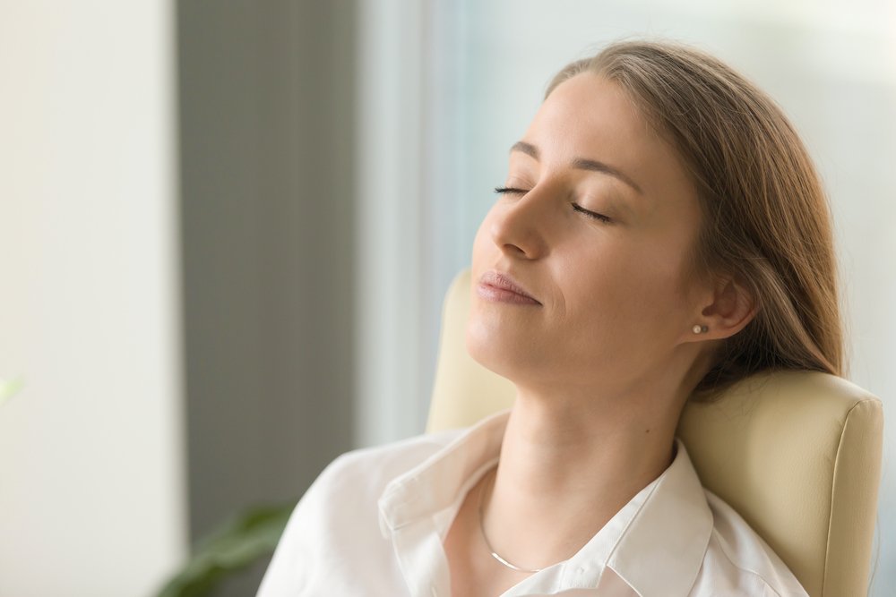 richardjdsouza's tweet photo. What do you practise? Self hypnosis, meditation and mindfulness https://t.co/n36dAuVGHk
#relaxationtechniques #breathing #diaphragm #posture #positivechange #goal #innerself #peace #calm #contemplation #chant #mantra #chakra #yoga https://t.co/wEKoPphi3r