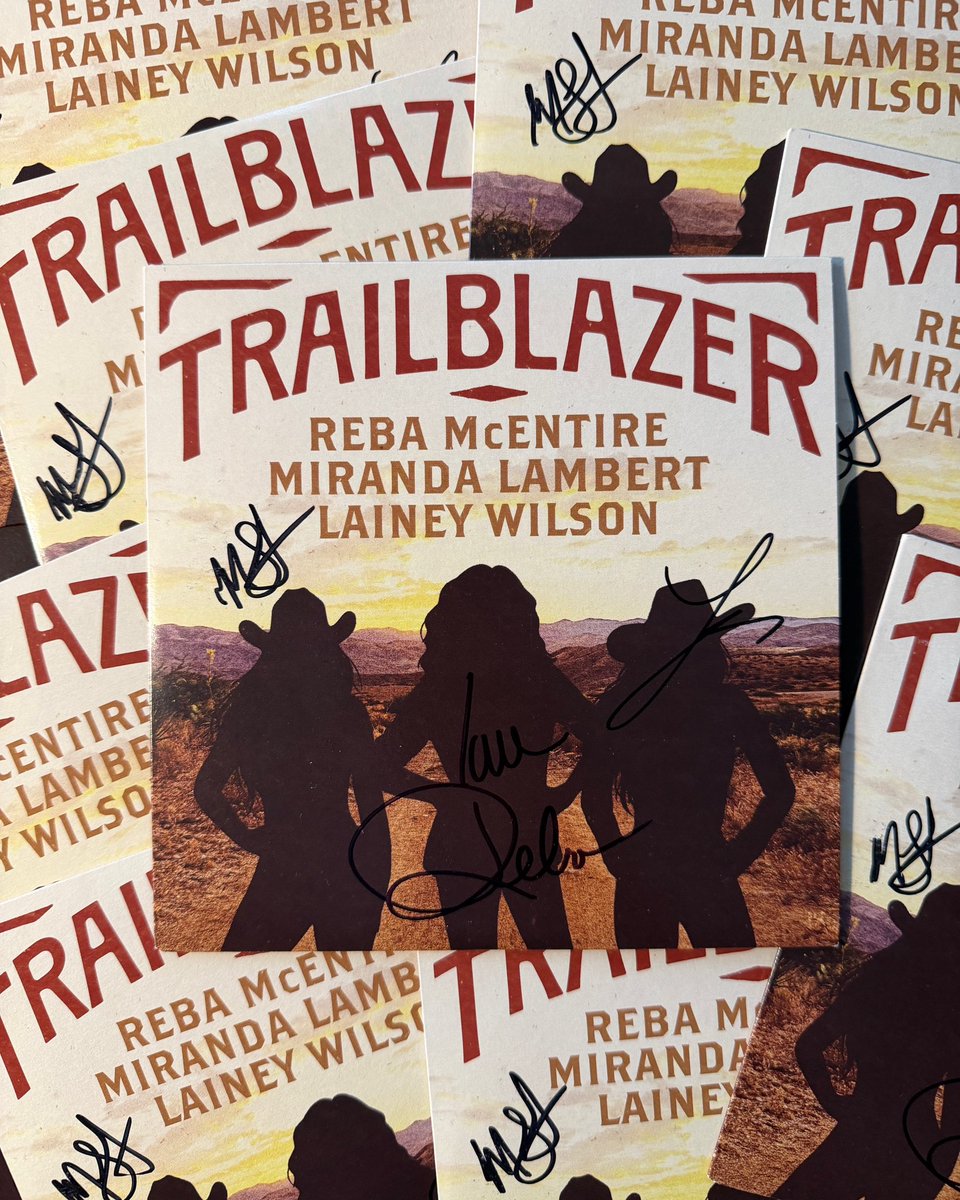 reba's tweet image. All three of us signed these “Trailblazer” vinyls for you! Enter to make one yours: bit.ly/TVinylGiveaway. Less than a week left! @mirandalambert @laineywilson