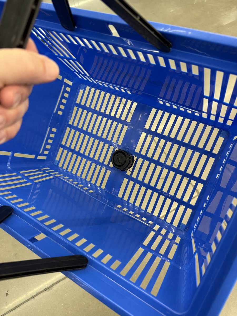 Thanks <a href="/Lane_Kiffin/">Lane Kiffin</a>, our neighborhood Walmart now securing baskets 😂