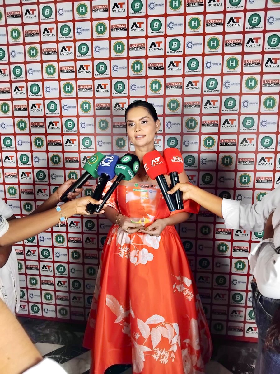 Así la empresa <a href="/Veolia_Co/">Veolia | Colombia</a> presenta ante los medios de comunicación de Cartagena su nueva ejecutiva Yolanda González quien estará al frente del proceso de recolección de residuos sólidos.
 
González viene de dirigir la empresa <a href="/atesa_esp/">ATESA</a> en Santa Marta por muchos años , pero en la