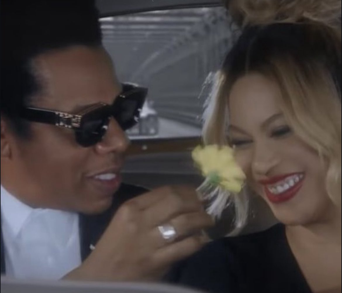 TheRocSupremacy's tweet image. The Carters’ existence making racists crash in the comments is such a flex. Racists hating you is typically indicative of you doing something right 😂.