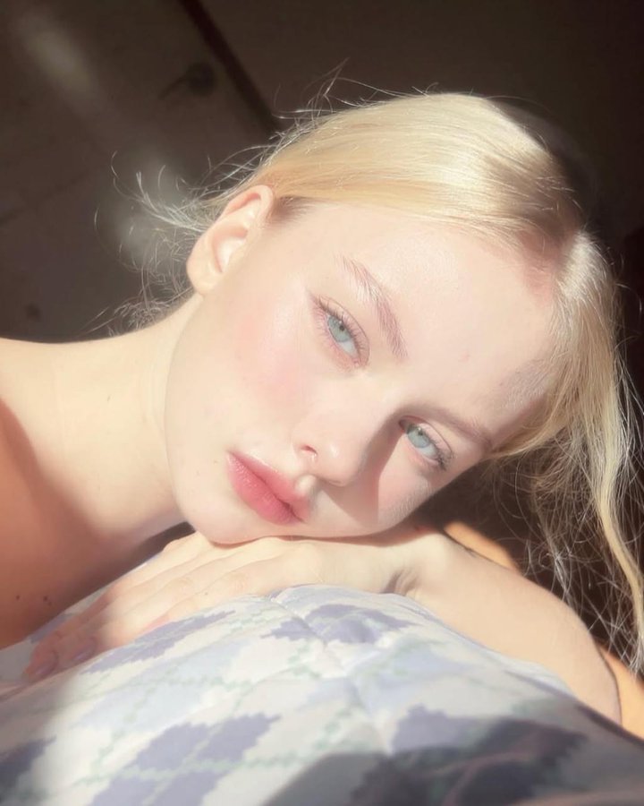 ask2Huma's tweet image. Single btw