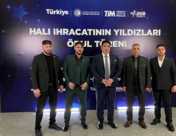 AkbasBrahimm's tweet photo. İstanbul Halı İhracatçıları Birliği tarafından düzenlenen **“Halı İhracatının Yıldızları Ödül Töreni”**ne katılım sağladık.
Ülkemiz ekonomisine katma değer sağlayarak ödüle layık görülen firmalarımızı tebrik ediyor, başarılarının devamını diliyoruz. https://t.co/RX55HSyLVg
