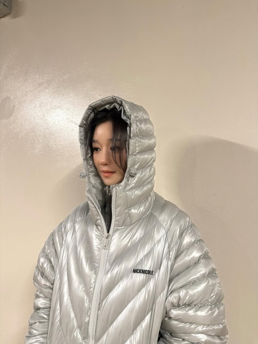 Syjphfanbase's tweet image. [UPDATE] Actress Seo YeaJi Instagram Update.

with caption:

“ @nicknicole_official 🩶🦋 ”

Seo YeaJi x NickNicole 

#SeoYeaJi #서예지 #徐睿知 #ソイェジ