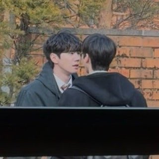 JUNYOUNG AND SONGKANG FOR FOUR HANDS AAAA CUTIESSS