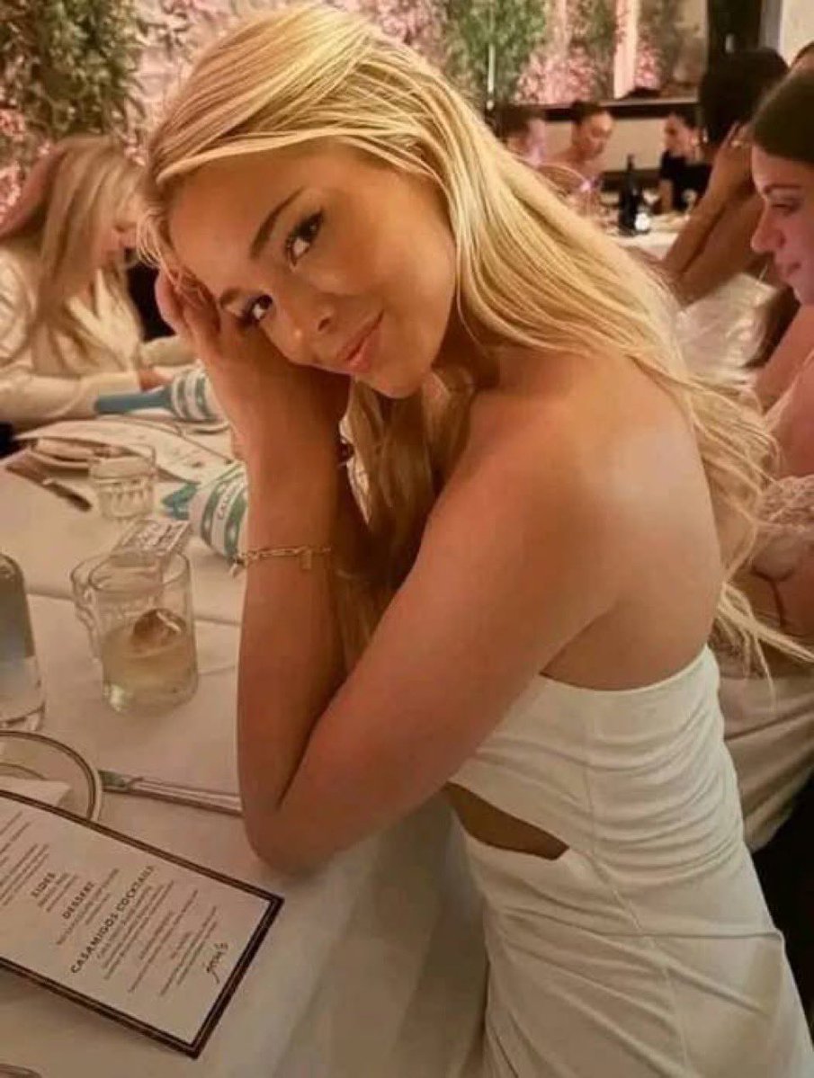 DomMasterBeta's tweet image. Who is dumb enough to end their year by giving Daddy 1k??

👀🤑