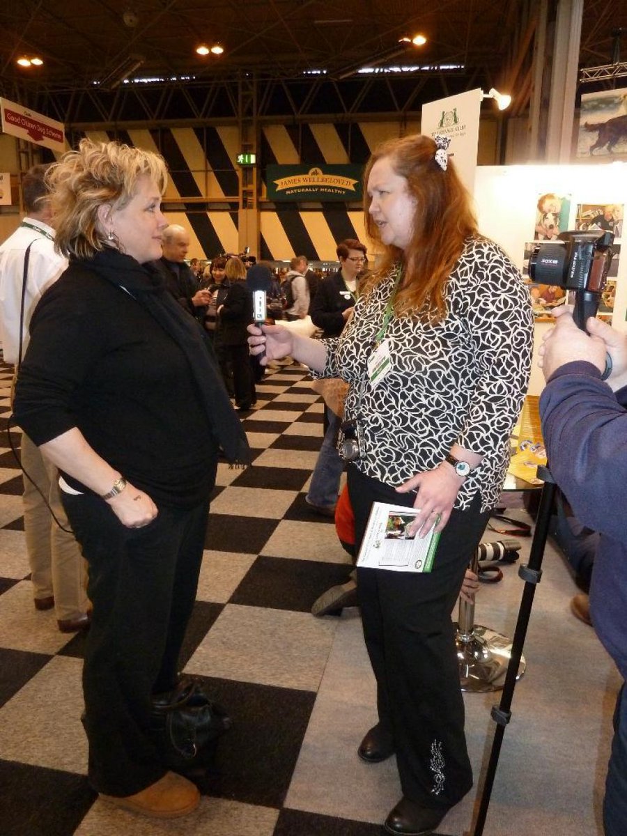 Julie -DogCast Radio tweet media