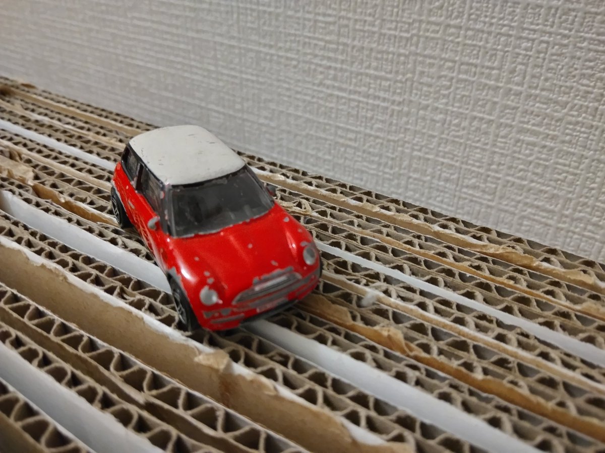 omusoba_mini4's tweet photo. 今日の相棒は、BMWミニ #REALTOY https://t.co/IKHPrgiRNl