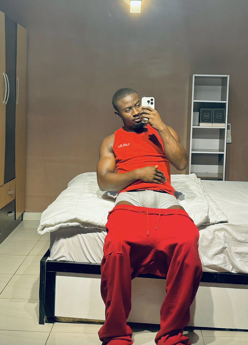 Meet__karma tweet media