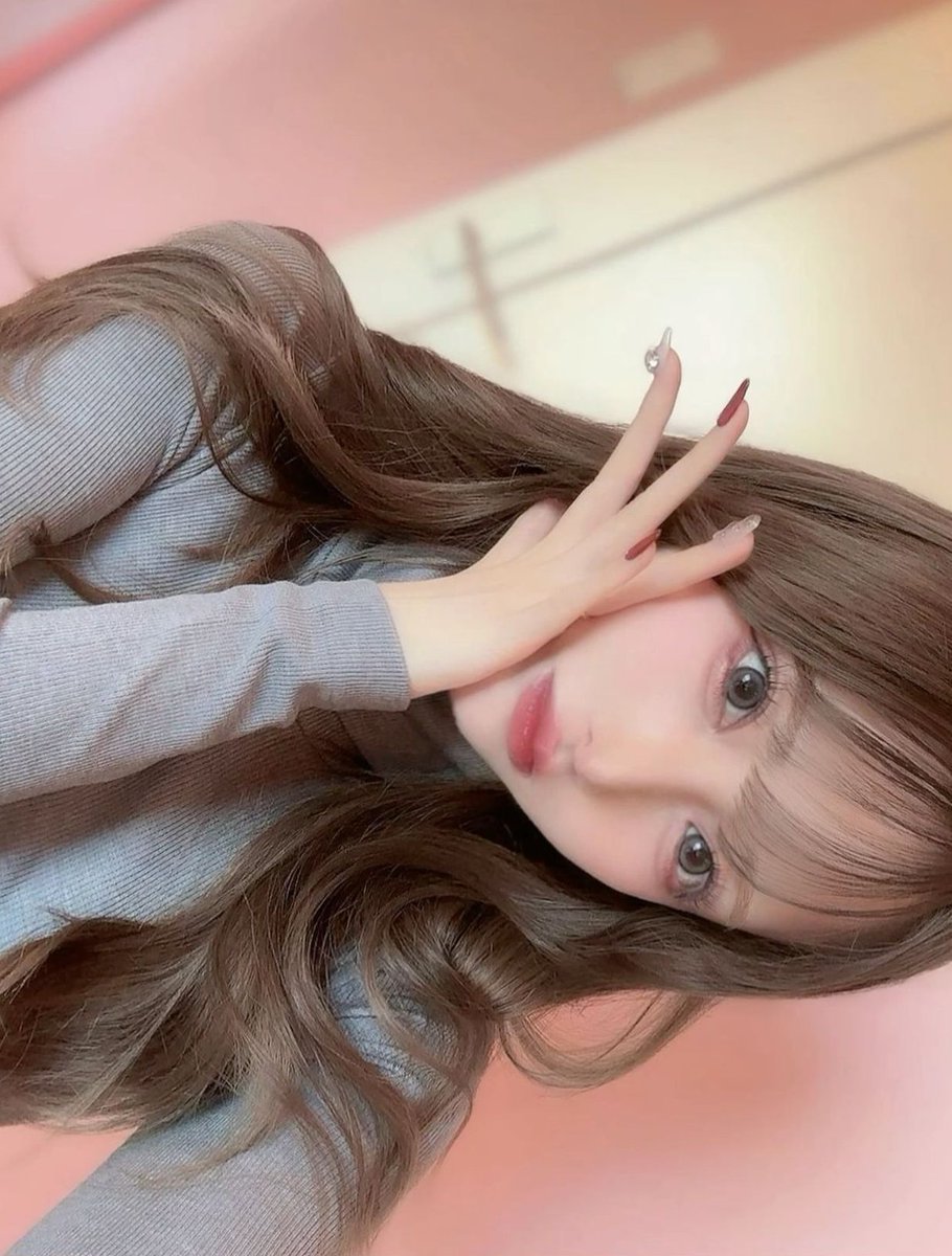 flutterbies77's tweet image. おしゃれしたい気分 🐕