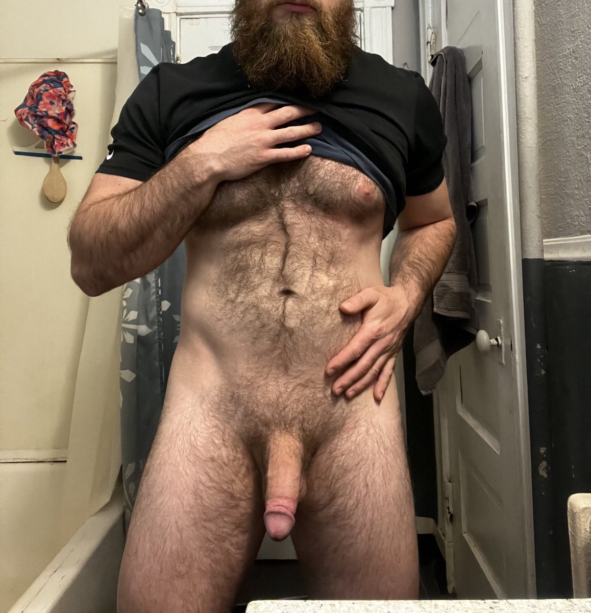 Call me Daddy.
#subscribe #dom #hairy #beard #hairy #dick #hairychest