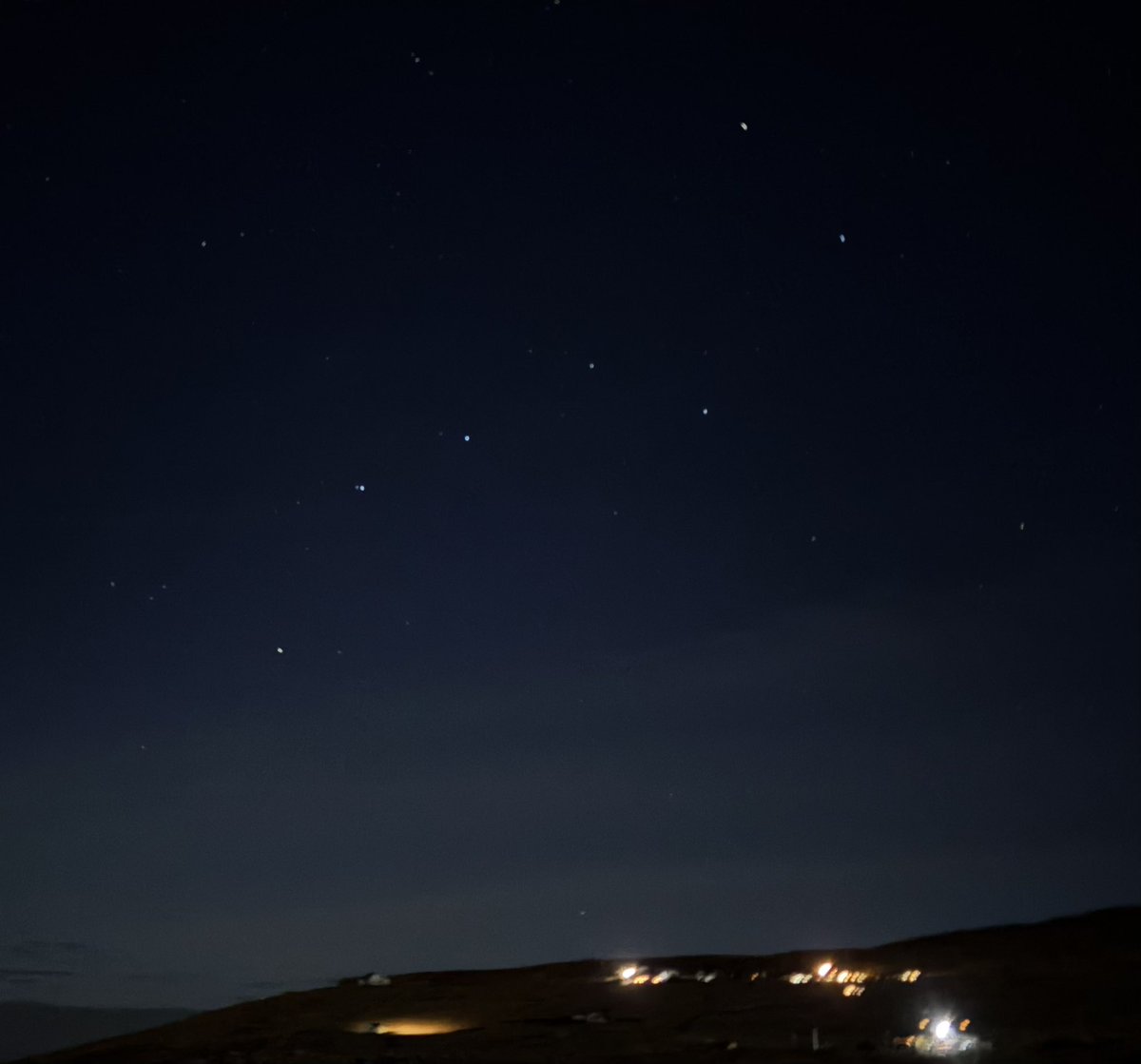 TeachCarraig's tweet image. The starry Plough over Gweedore 💚💛