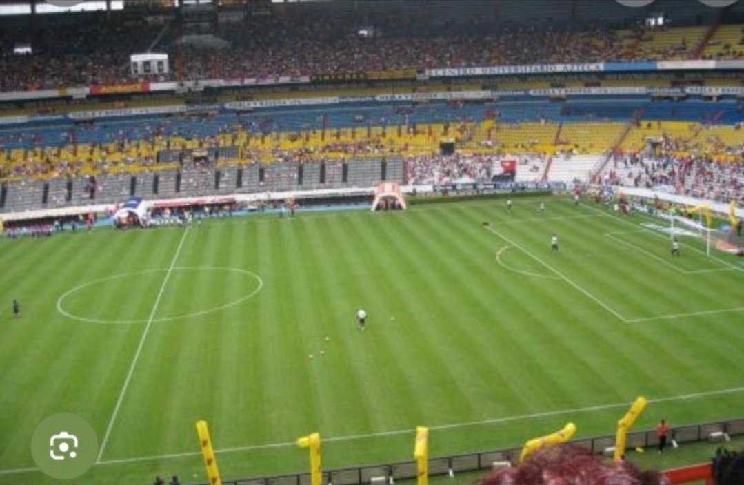 LuisVenero7's tweet image. JAJAJAJAJA jugaron 60 años en este estadio no digas pendejadas @OmarVV9 !!!