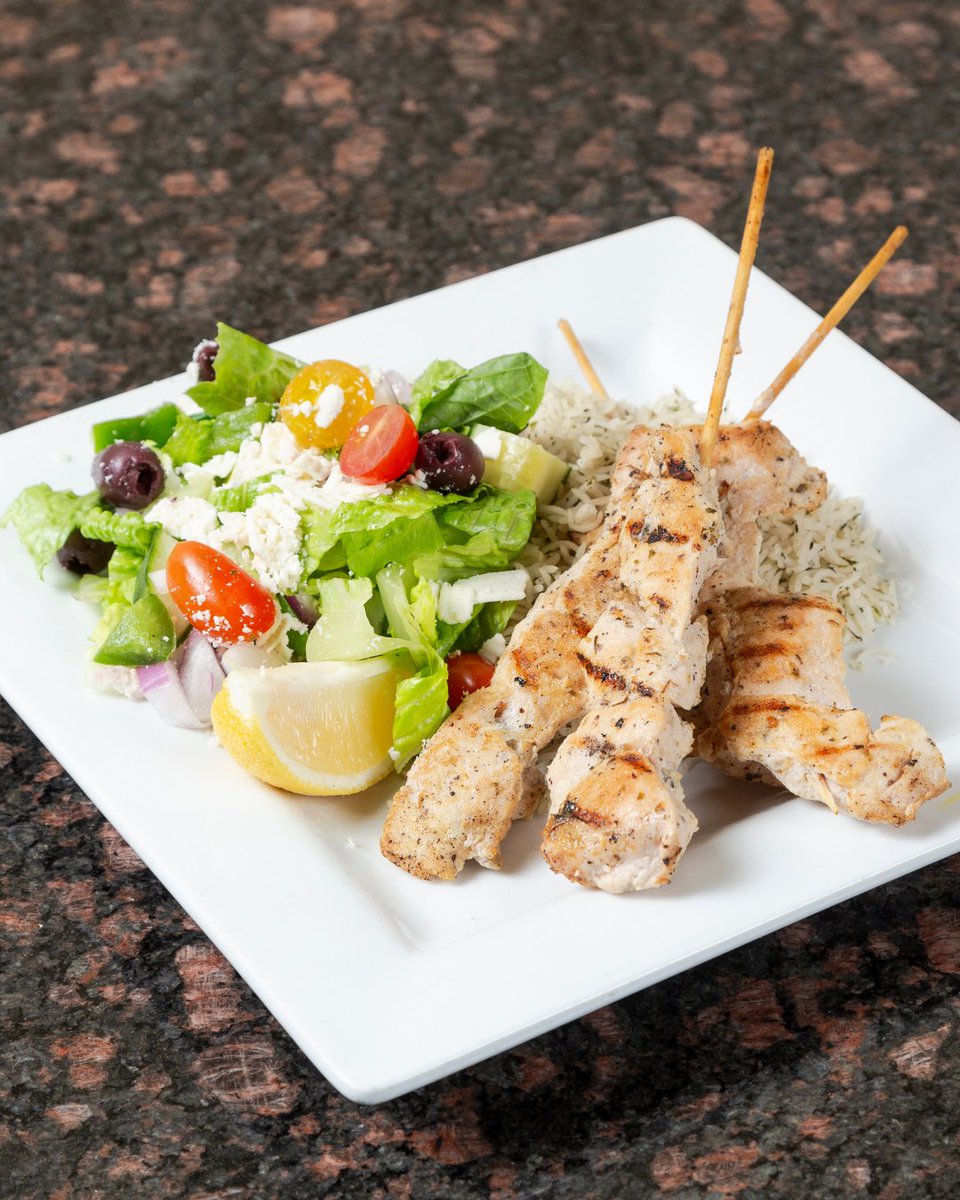 🍴 A taste of the Mediterranean! Enjoy our popular Chicken