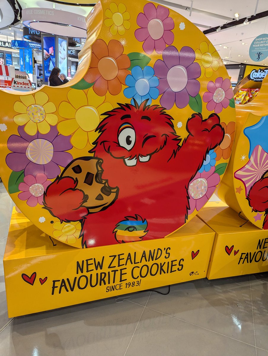 Hydrasung 🍫 tweet media