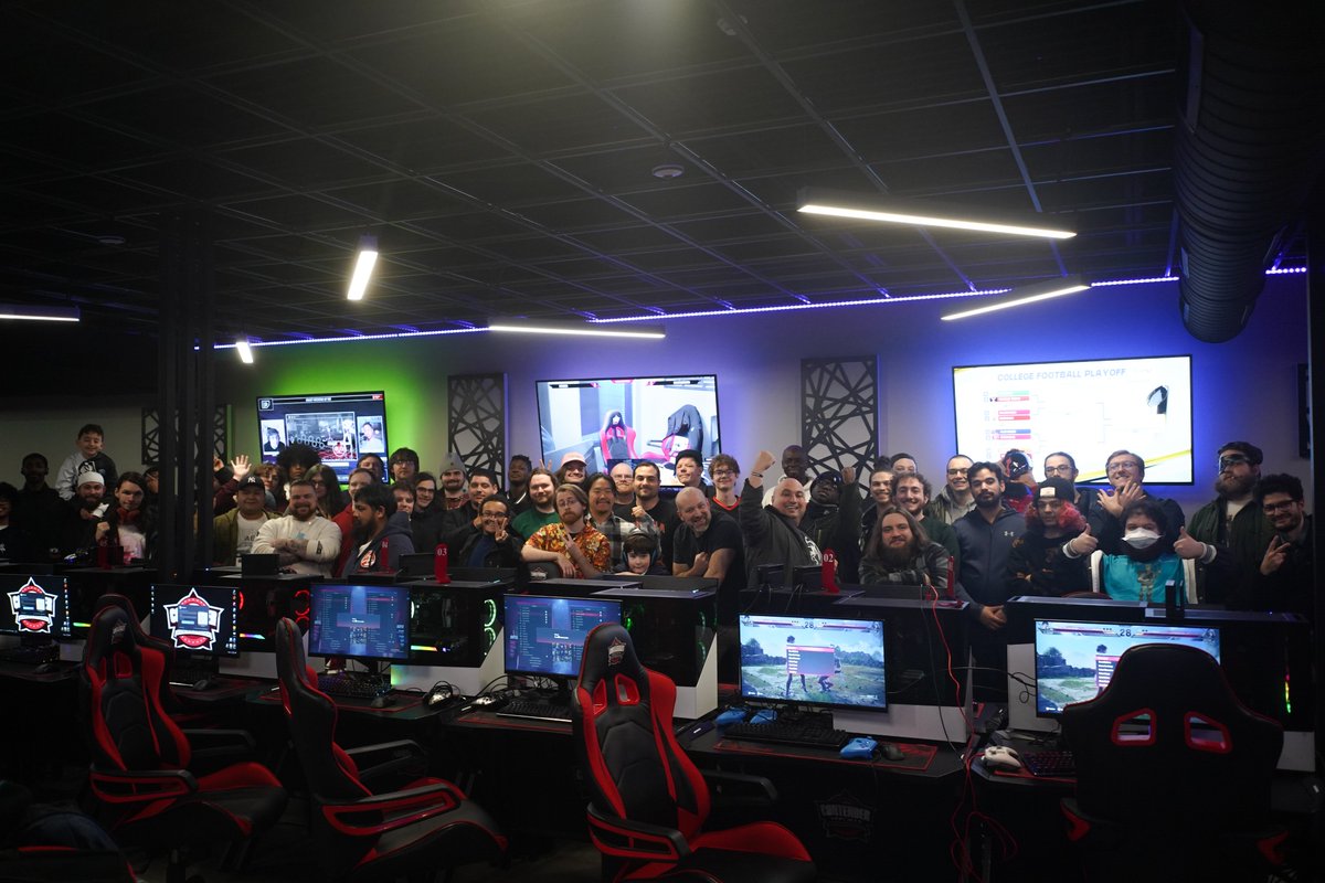 MHM_FGC's tweet image. Thank you all for a beautiful send off to Contender Hudson Valley and MHM#41. Thank you guys, new and old, for stopping by our little home in the Valley. Top 8's and Pictures Below!