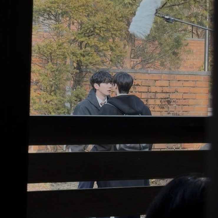 <포핸즈> 송강x이준영 목격담 미쳣네