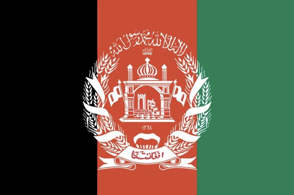 user10071996's tweet photo. این پرچم، پرچم ملی افغانستان است و به همه اقوام کشور تعلق دارد. هرکه نسبت به این پرچم مخالفتی دارد و آن را نمی‌پذیرد، باید منتظر یک حکومت مشروع و برگزاری همه ‌پرسی (رفراندوم) باشد. تا زمانیکه در افغانستان همه‌پرسی برگزار نشود، همین پرچم، پرچم ملی و رسمی کشور محسوب می‌شود. https://t.co/1T4GM6ab9x