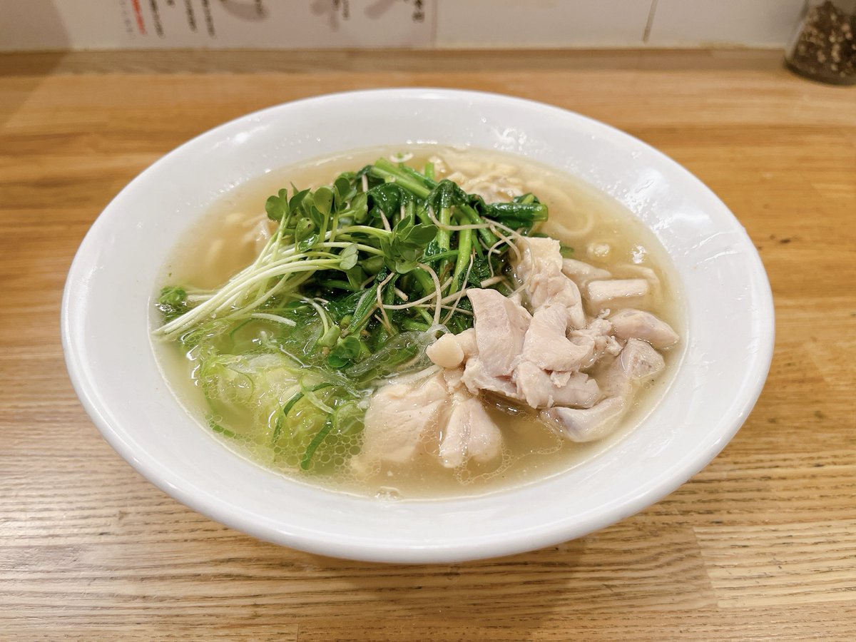 おはようございます。 本日から新年明けて3日まで、お昼営業のみとなり
