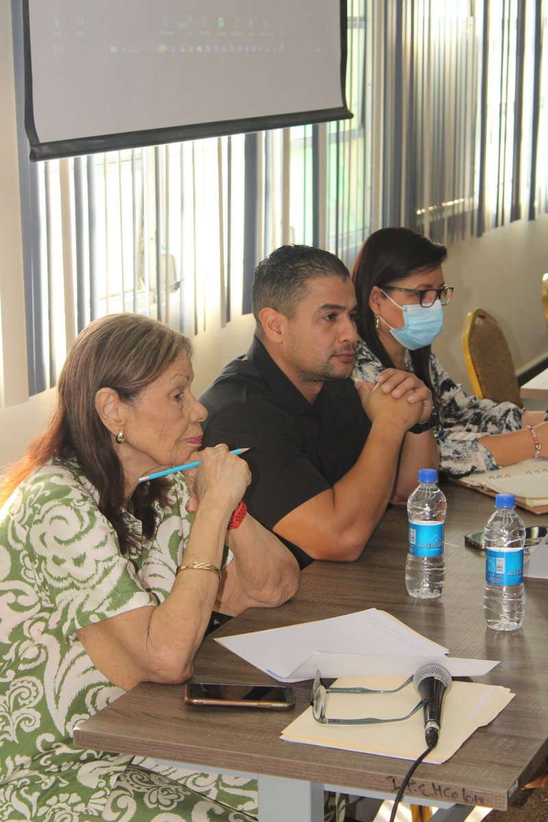 Con la participación de directivos, docentes y personal técnico, se desarrolló la segunda reunión de coordinación para la presentación de los Lineamientos y Adecuaciones de las Programaciones, alineadas al Modelo Institucional de Capacitación 2026.