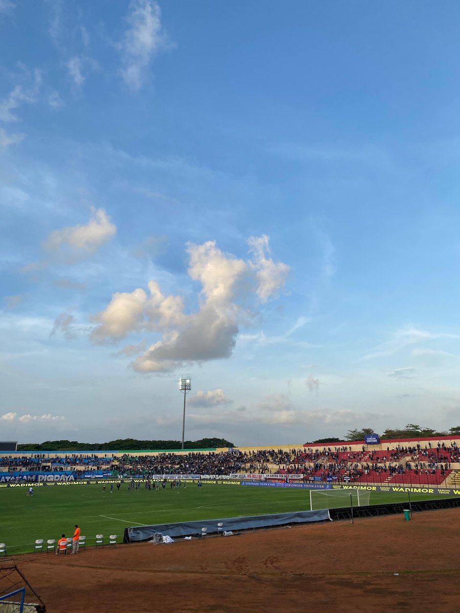 BLUE MARSELA (@blue_marsela) on Twitter photo 