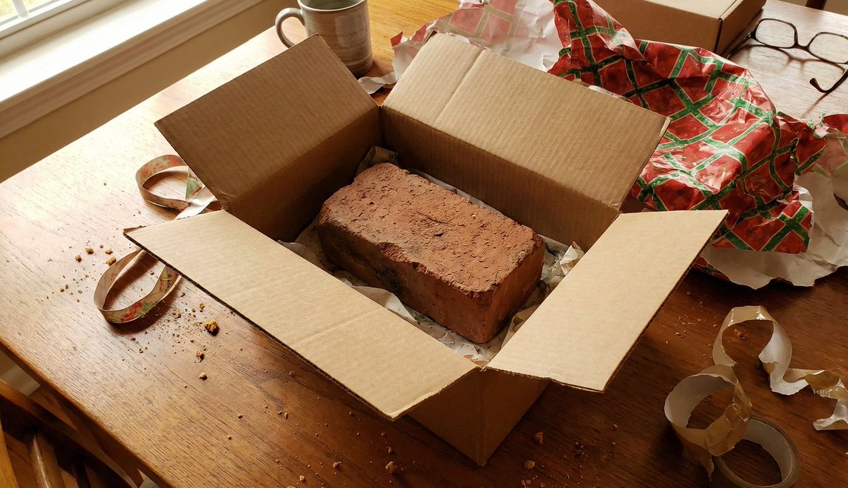 Roftzed544's tweet photo. 🧔: “Inside this box is a house.”
🧒: *opens the gift, completely shocked*
Me (in my head): This must be the key to my new home.

Reality: 🧱 One brick.
The rest of the house is on me.

@krakenfx #GiftFlip https://t.co/fSYdrBhRCk