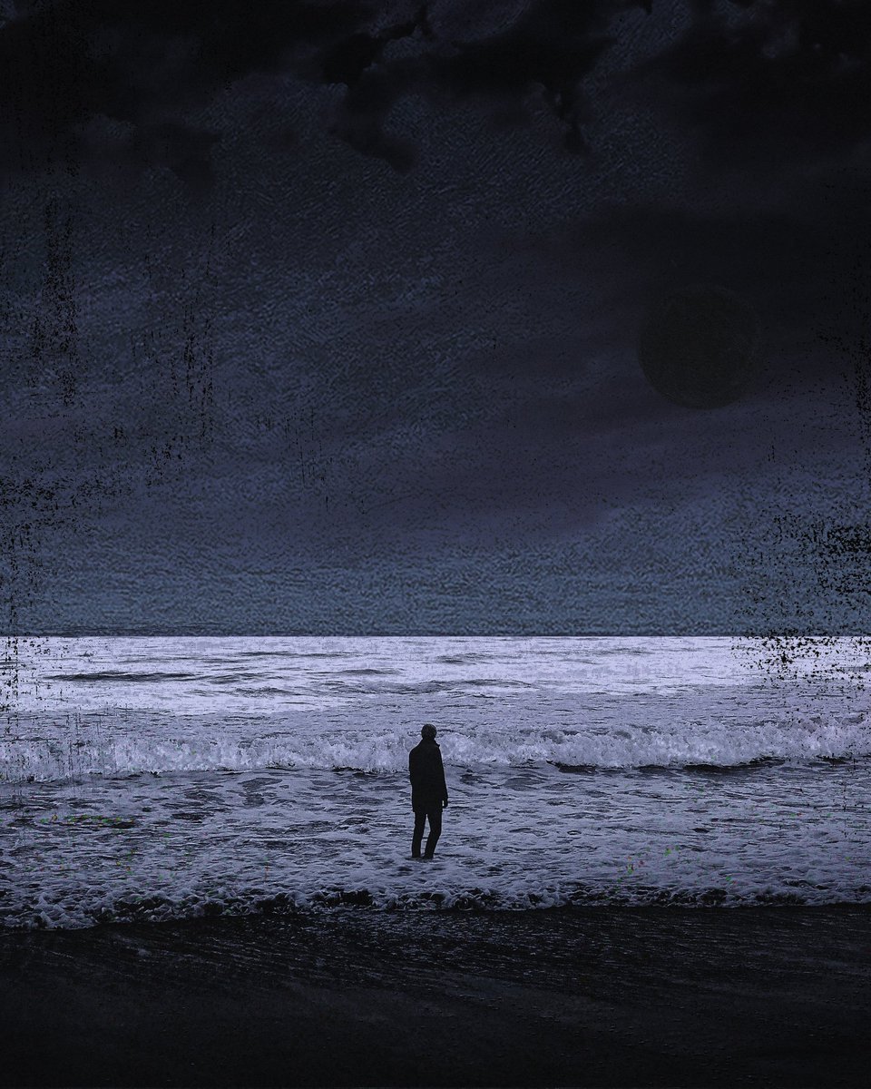 reverse_visuals's tweet image. Hi, i'm reverse and i make art inspired
by loneliness, introspection, inner
conflict and emotional complexity