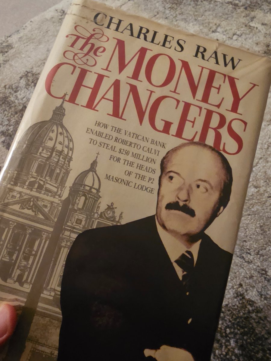 Movie nights between Christmas &amp; New Year 👍

#Godfather3 on tonight 🙏💸
<a href="/BBCTwo/">BBC Two</a> 

Currently reading 👇