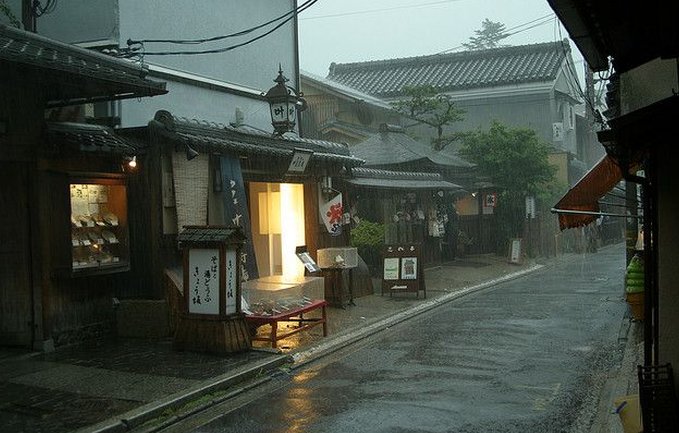 IssoeClassico's tweet image. 歌は速いです 😰